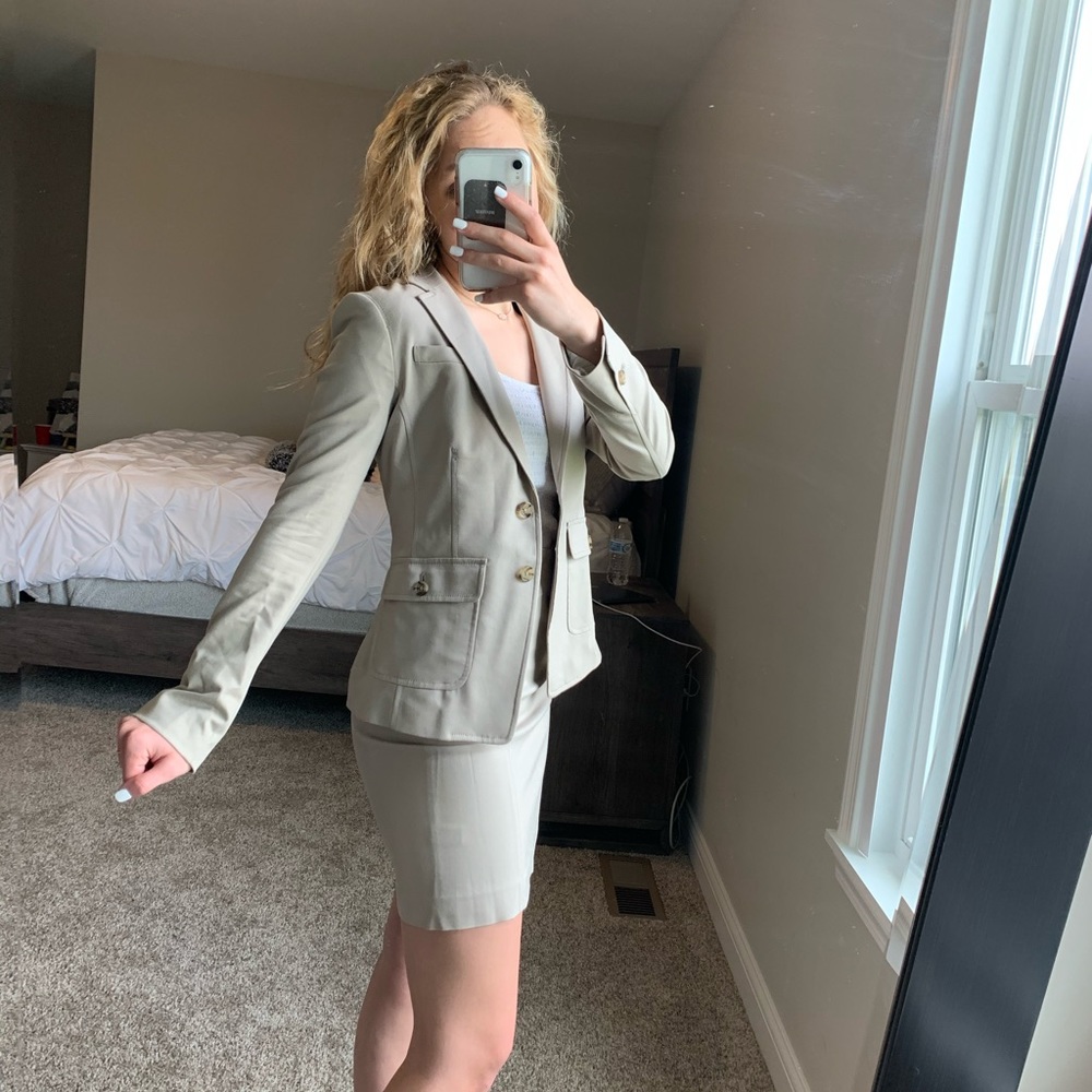 Banana Republic suit set